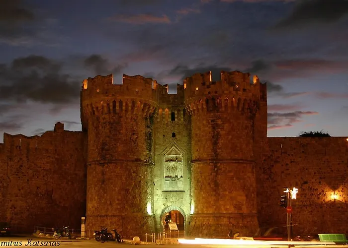 Emerald Dream House شقة Rhodes City