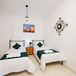 Apartment Emerald Dream House *